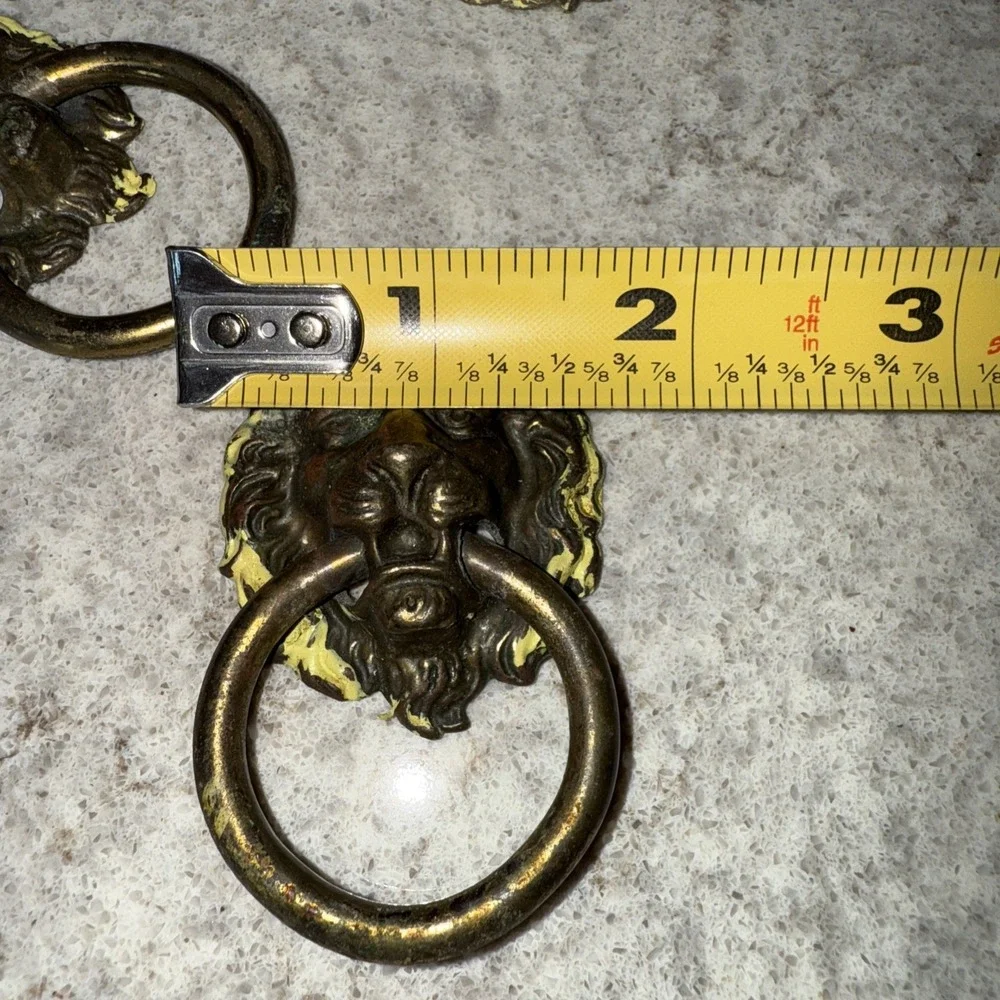 Set 4 Vintage Brass Lion Head Dresser Chest Drawer Knob Cabinet Pull Patina 3D